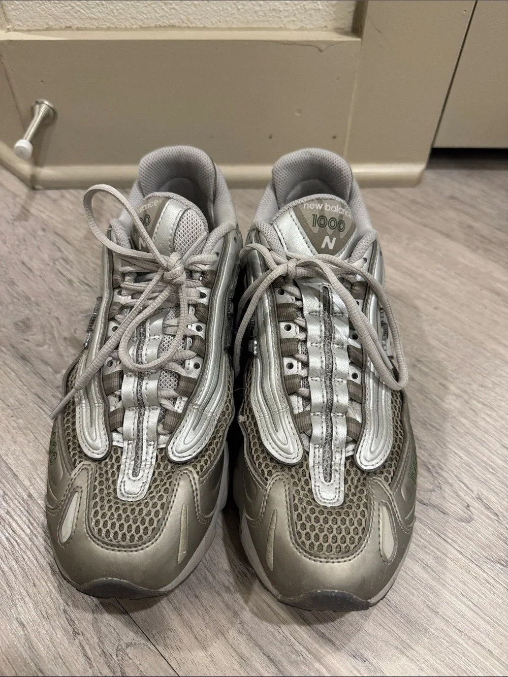 New Balance Sneakers in Light Gray
